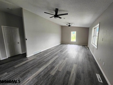 190132 Cedar Bluff Dr, Scottsbluff, NE 69361 - photo 4