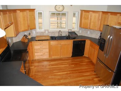 814 Spring Run Rd, Winterville, NC 28590 - photo 3