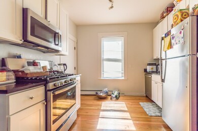 134 Brown St unit 1, Waltham, MA 02453 - photo 3