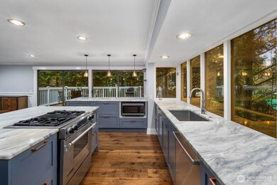 2910 Sahalee Dr E, Sammamish, WA 98074 - photo 4