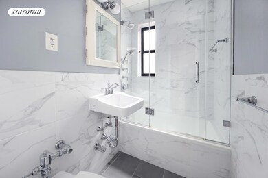 330 E 70th St unit 5G, New York, NY 10021 - photo 5