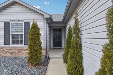 12226 Meadowfield Cir, Indianapolis, IN 46235 - photo 4
