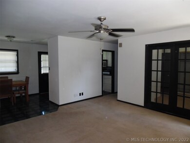 1008 E 10th St, Cushing, OK 74023 - photo 6