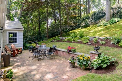 19 Thackeray Rd, Wellesley Hills, MA 02481 - photo 3