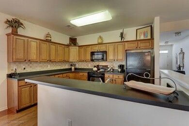TILE BACKSPLASH