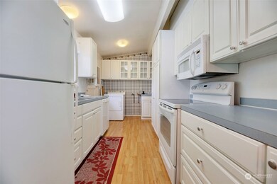 225 76th St SW, Everett, WA 98203 - photo 3