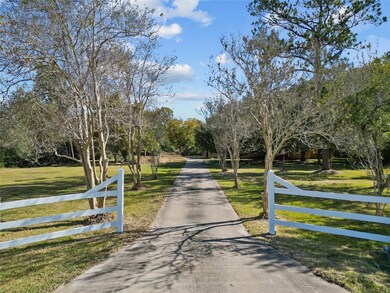 2529 Fm 646 Rd N, Santa Fe, TX 77510 - photo 3