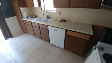 7121 Wendy Cir, Jacksonville, FL 32211 - photo 5