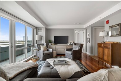 4 Battery Wharf unit 4610, Boston, MA 02109 - photo 2