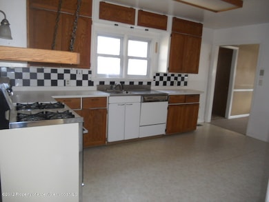 735 Pershing St, Craig, CO 81625 - photo 5