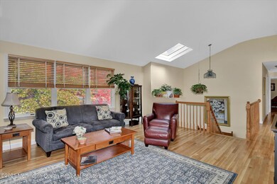 04-Living Room