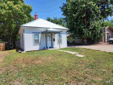 604 W Galloway Ave, Weiser, ID 83672 - photo 2