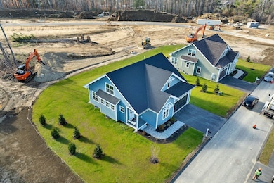 51 Lady Walsingham Way unit 29, Laconia, NH 03246 - photo 4