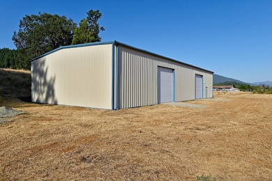 4240 Lake Shore Dr, Selma, OR 97538 - photo 3