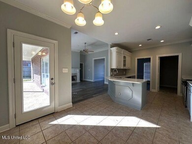 201 pecan kitchen 4