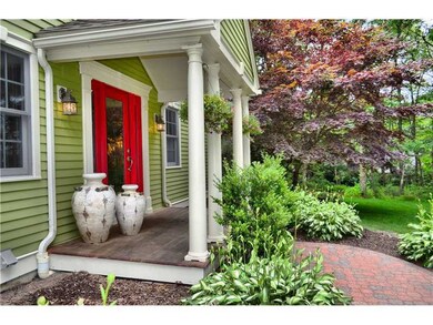 188 Sir Michael Cir, West Kingston, RI 02892 - photo 2