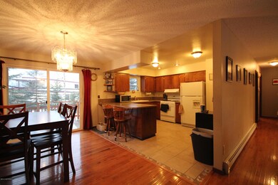 2kitchenAndDining