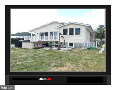 715 Clover Ave, Essex, MD 21221 - photo 5