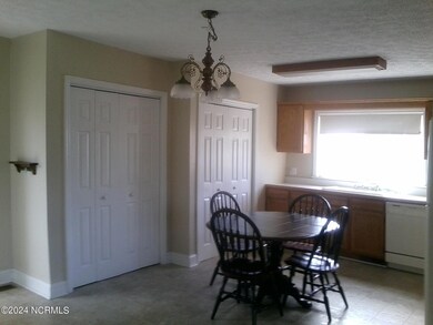 1037 Salter Path Road Kitchen (2)