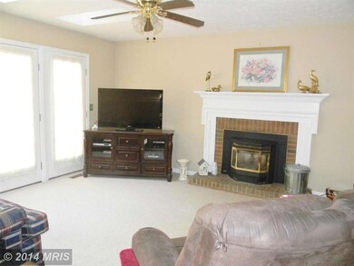 4696 Abbott Ct, Woodbridge, VA 22193 - photo 2