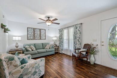 690 Dillon St, Crossville, TN 38555 - photo 4