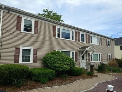 7 Franklin Ave unit D, Buzzards Bay, MA 02532 - photo 4
