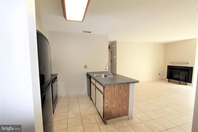 115 Ashton Ct unit 115, West Deptford, NJ 08051 - photo 3