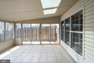 11213 Silversmith Ln, Fredericksburg, VA 22407 - photo 2