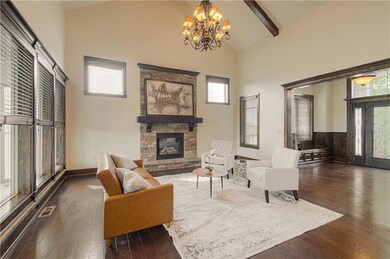 1110 Metfield Ln, Raymore, MO 64083 - photo 7