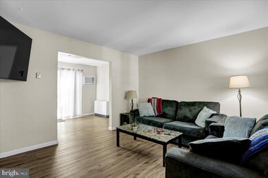 215 S 4th St, Womelsdorf, PA 19567 - photo 6