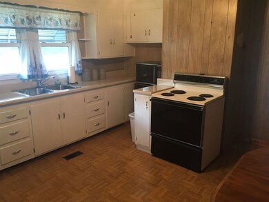 307 W Jackson St, Iva, SC 29655 - photo 6