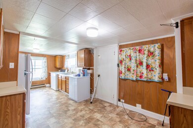 610 E Pine St, Johnson City, TN 37601 - photo 2