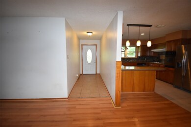 65 Red River Rd, Bay City, TX 77414 - photo 2