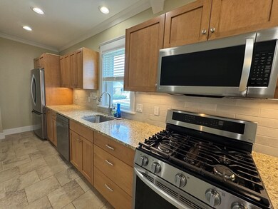 338 Pleasant St unit 1, Winthrop, MA 02152 - photo 2