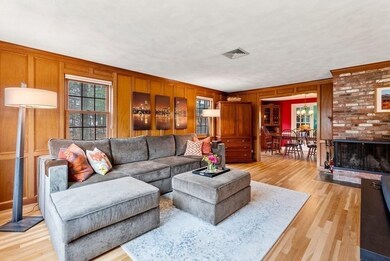 42 Bradyll Rd, Weston, MA 02493 - photo 4