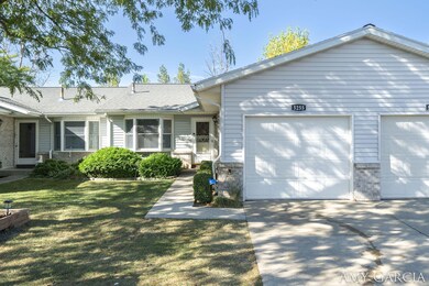 2-web-or-mls-5255-wade-st-se
