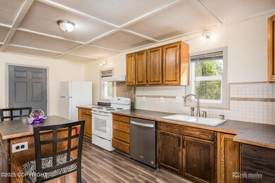 Kitchen 4