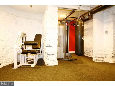 1100 Spruce St unit 3C, Philadelphia, PA 19107 - photo 7