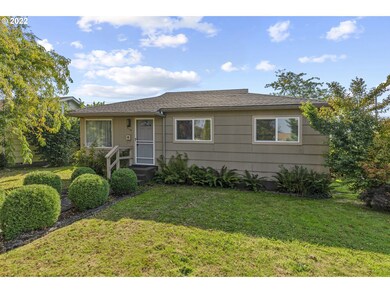 3139 Hemlock St, Longview, WA 98632 - photo 2