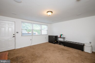 3233 Kessler Rd, Halethorpe, MD 21227 - photo 7