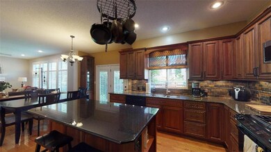 4818 Lakecrest Dr, Shawnee, KS 66218 - photo 2