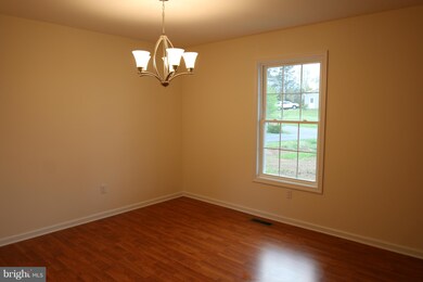 52 Willowby Ct, Bunker Hill, WV 25413 - photo 2