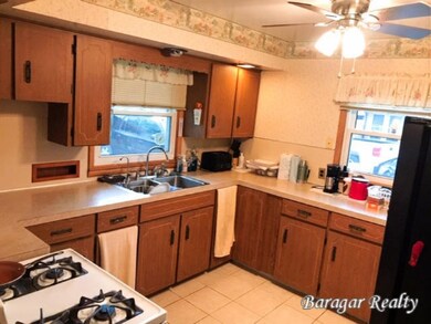 1519 Mayfield Ave NE, Grand Rapids, MI 49505 - photo 5