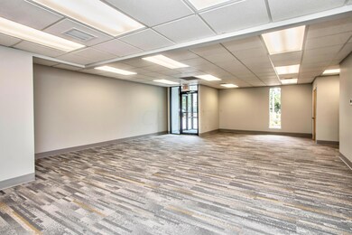 5797 Beechcroft Rd, Columbus, OH 43229 - photo 6