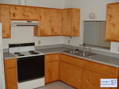 1909 Pecan St unit A, San Marcos, TX 78666 - photo 2