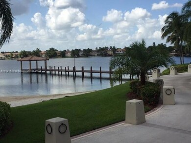 10749 NW 70th Ln, Doral, FL 33178 - photo 5