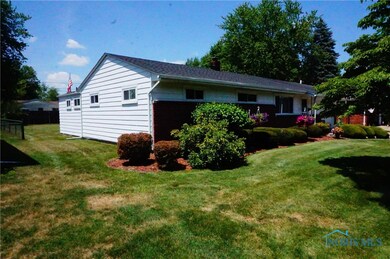 5519 E Rowland Rd, Toledo, OH 43613 - photo 2