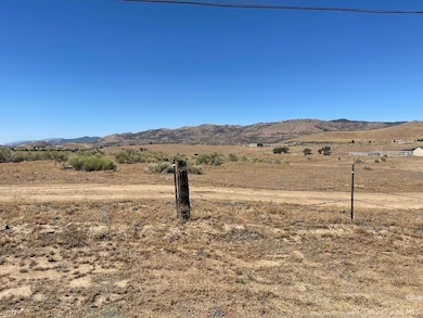 0 Century Oaks unit 9990031, Tehachapi, CA 93561 - photo 2