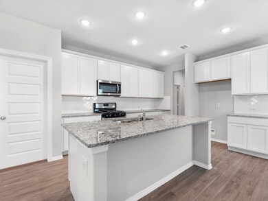 26023 Smokey Willow Dr, Tomball, TX 77375 - photo 2