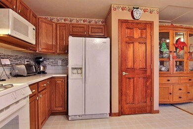 9135 Lee Place, Crown Point, IN 46307 - photo 2